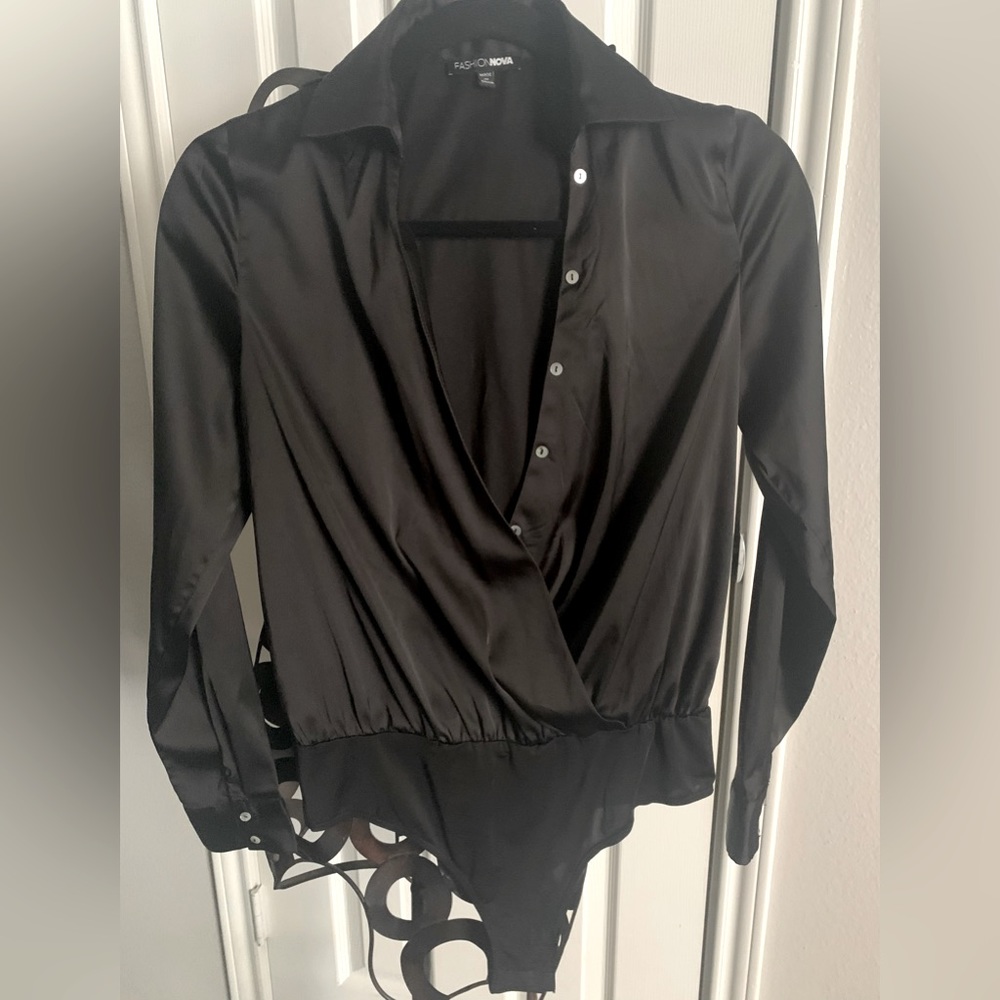 Fashion Nova Bodysuit with collar